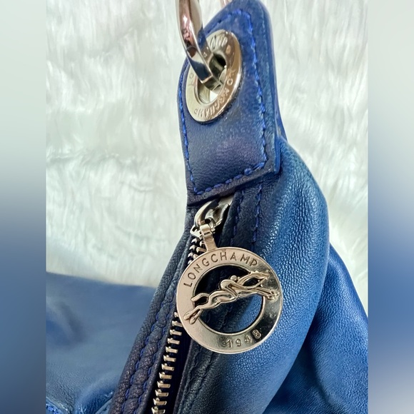 LONGCHAMP
Le Pliage Medium Leather Shoulder Bag - Picture 10 of 12